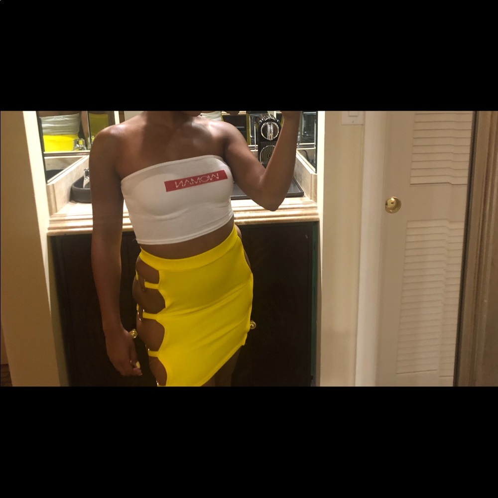 Yellow ring skirt